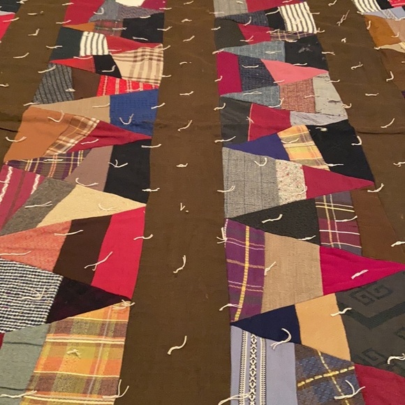 OLD VINTAGE Quilt Pieced Tied Beautiful 90 x 52" - Picture 3 of 15